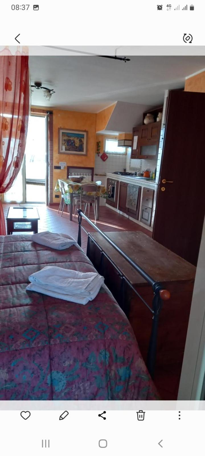 Apartament A Santy'S House 1Piano-No Lift-Shuttle A Pagamento-Raggiungibile A Piedi Aeroporto-Fermata Bus Fiera Di Roma A 3 Minuti-Air Condiz Ed Extra Bed For A Fee A Pagamento Fiumicino Zewnętrze zdjęcie